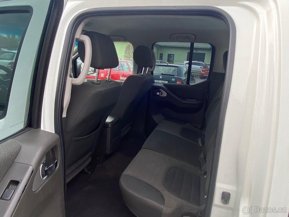 Nissan Navara 2.5 DCi 140 kW , DOUBLE CAB - 10