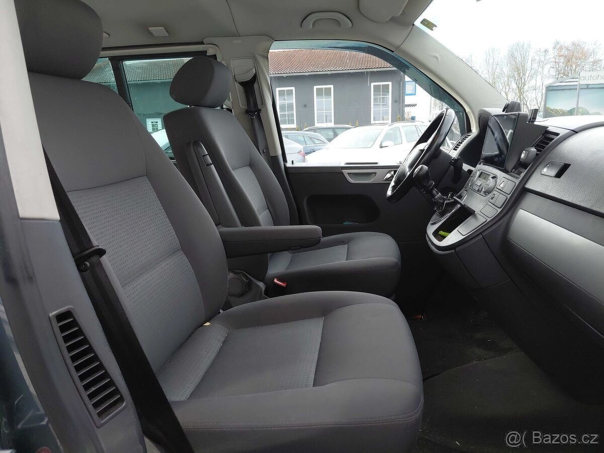 VW Multivan T5 2.5TDi 96kW - 5-Míst - Manuál - tažné - 10