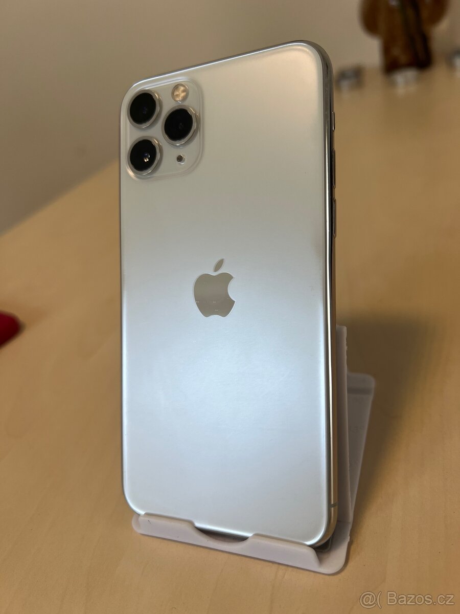 iPhone 11 Pro 64 GB, bílý - 10