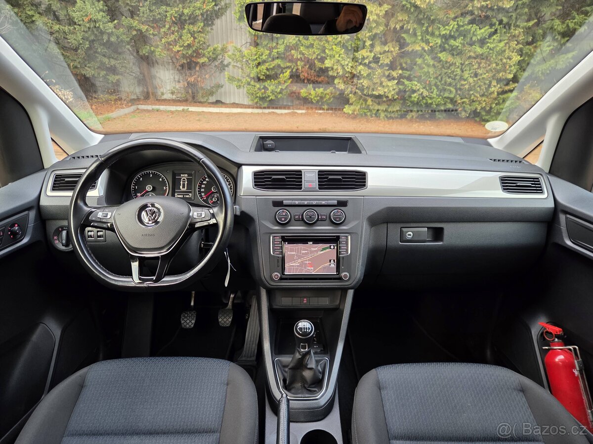 VW Caddy Maxi 2.0 TDI 110kW,7.Míst,Navi,Tažné,2015 - 10