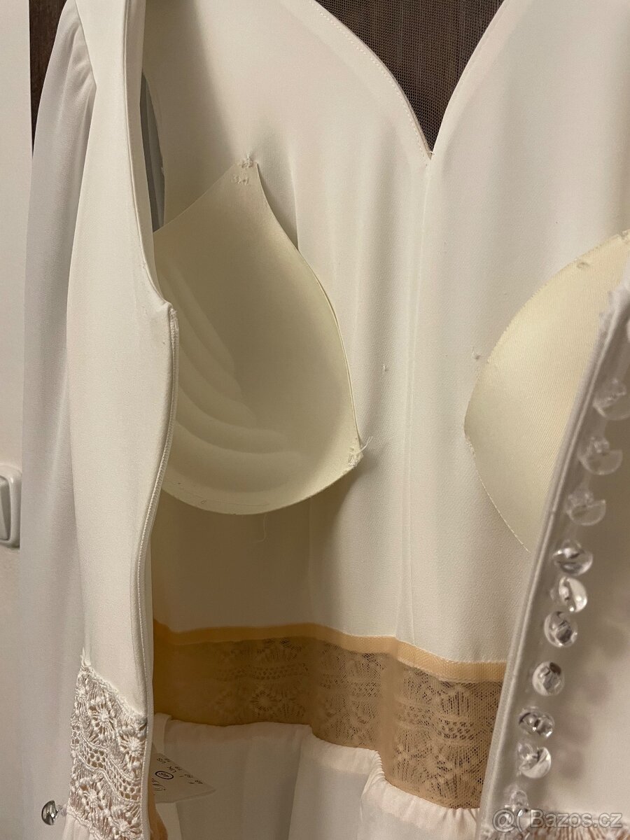 Svatební šaty - 10
