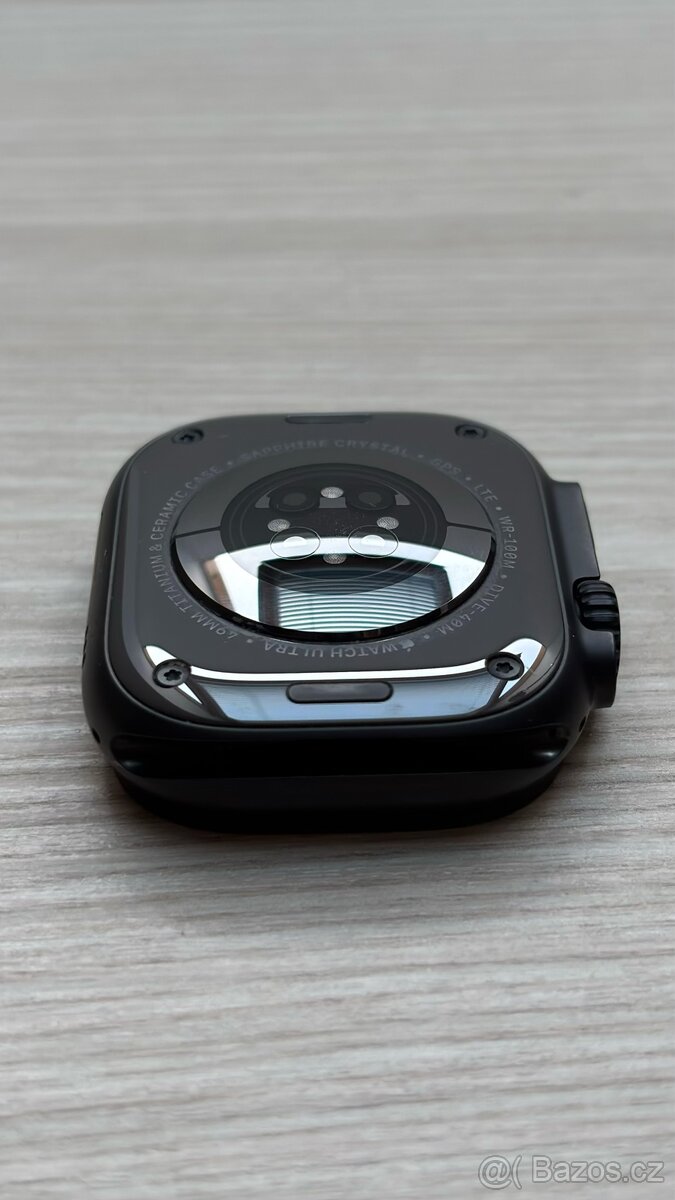 Apple Watch Ultra 2 - 10