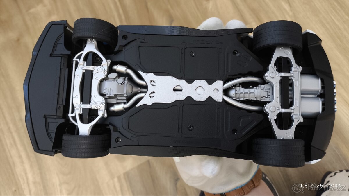 Model Chevrolet Corvette ZR1 2019 1:18 Autoart ( 71270 ) - 10