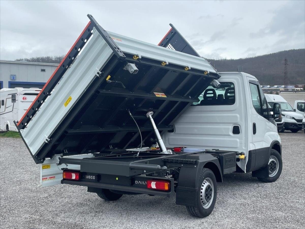 Iveco Daily 2,3 NOVÝ MODEL 35S16 S3 (2026) - 10