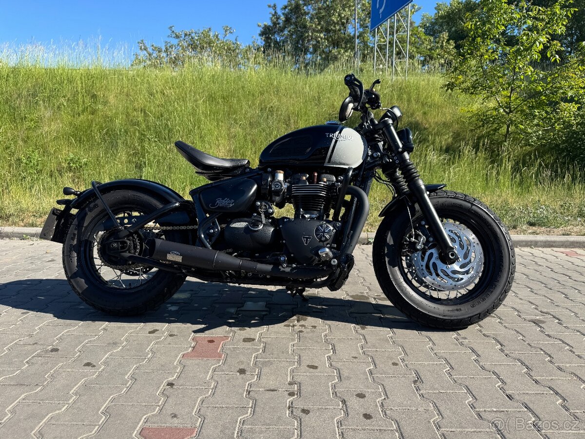 Triumph Bobber Black 1200 2020 - 10