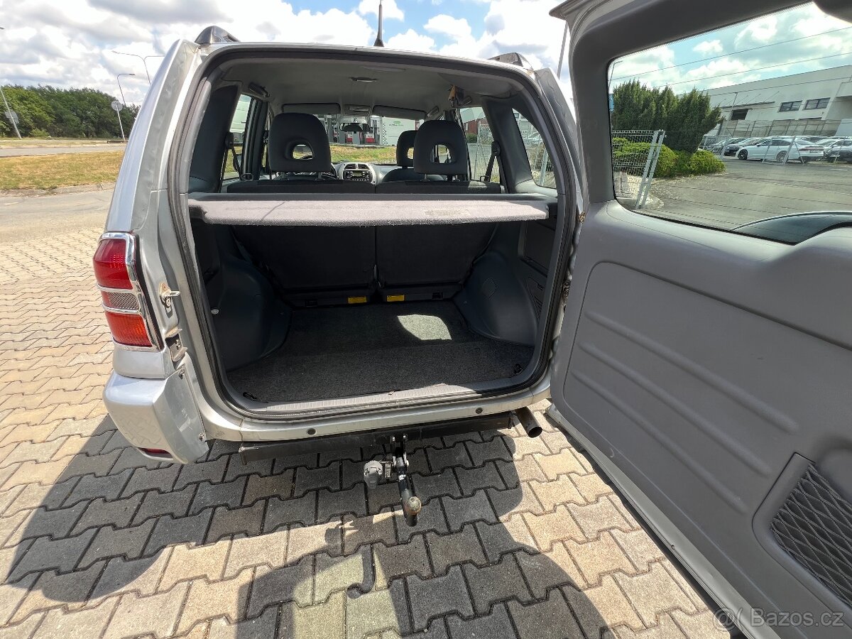 Toyota RAV4 - 10