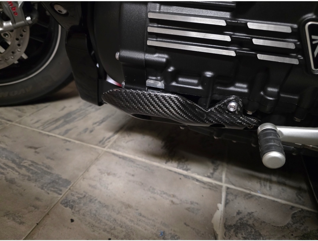 Triumph Rocket 3gt Chrome editon - 10