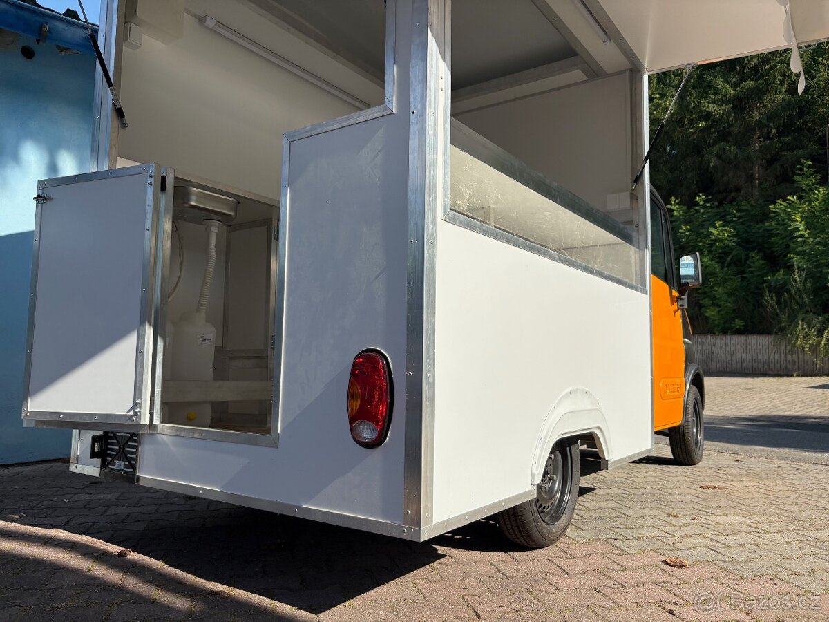 Aixam Food Truck - 10