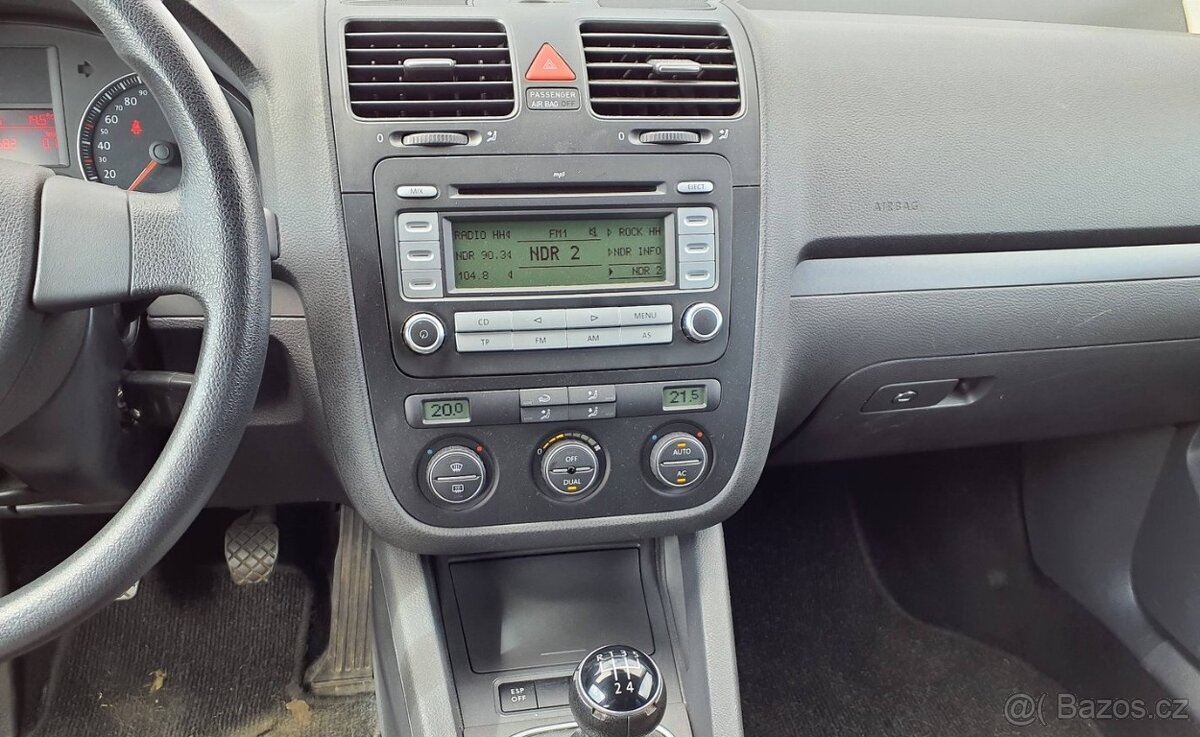 Volkswagen Golf 5 V 1.6 Mpi 75 KW 9/2007 147 tkm BEZ KOROZE - 10