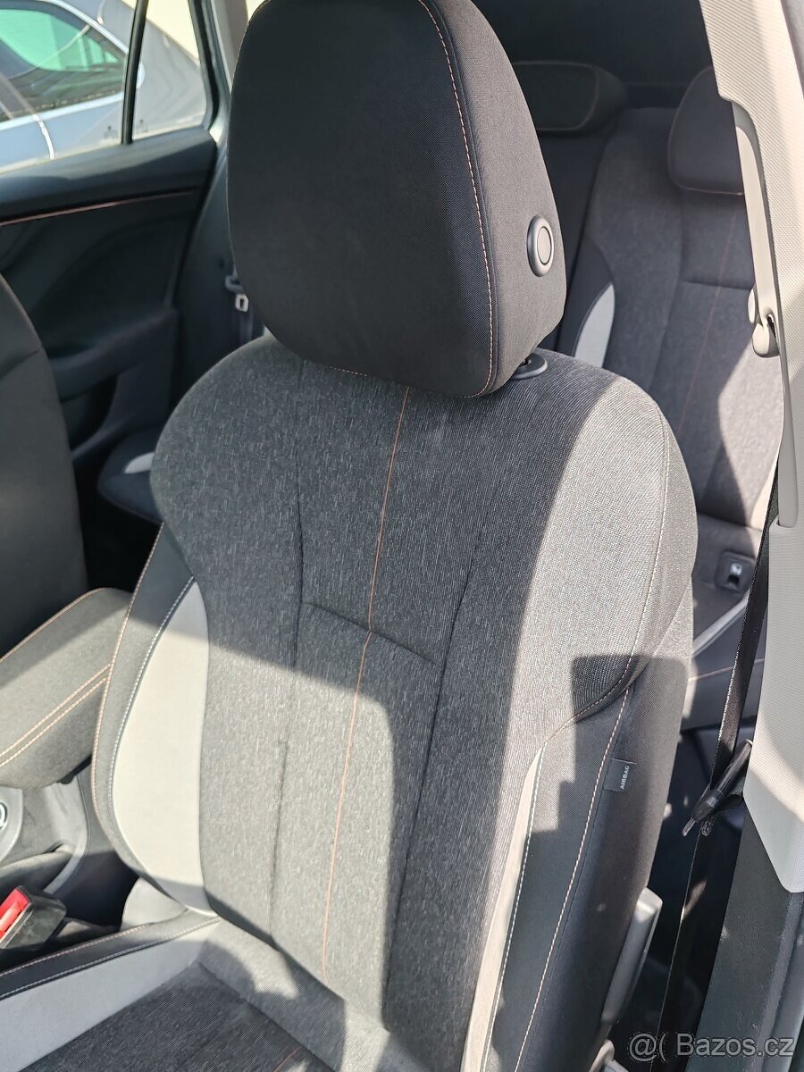 Škoda Kamiq 1.0Tsi DSG F1 2023 - 10