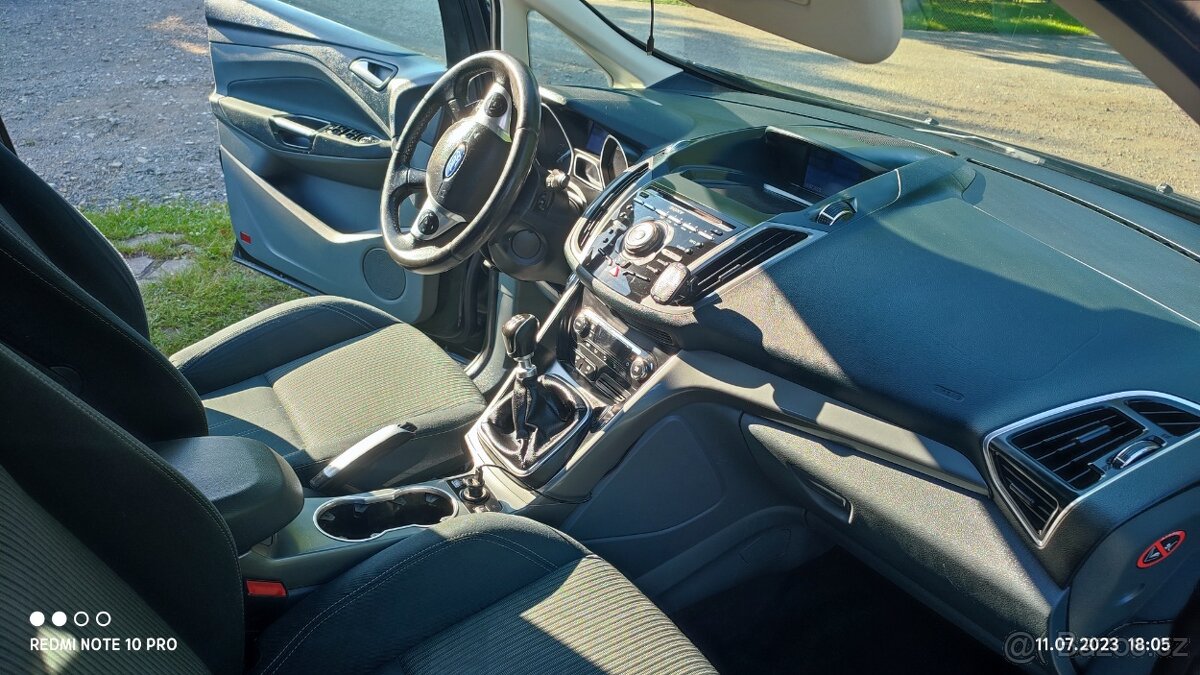 Ford C-MAX GRAND - 10