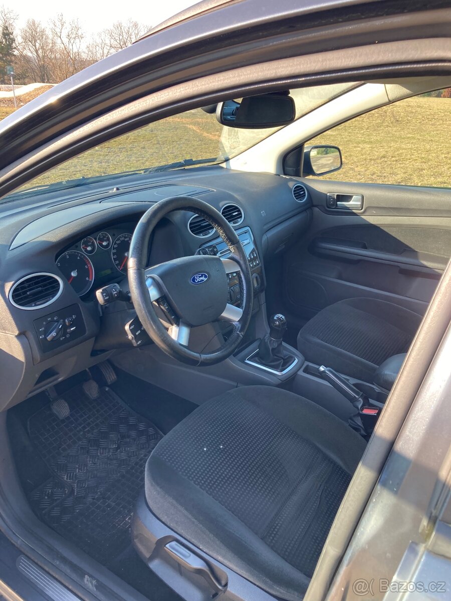 Ford Focus 1.8 TDCi, nafta - 10