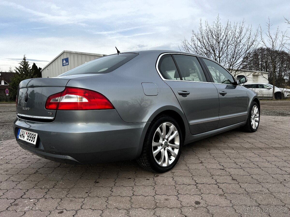 Škoda Superb, 1,8 TSi ELEGANCE 101000KM ČR - 10
