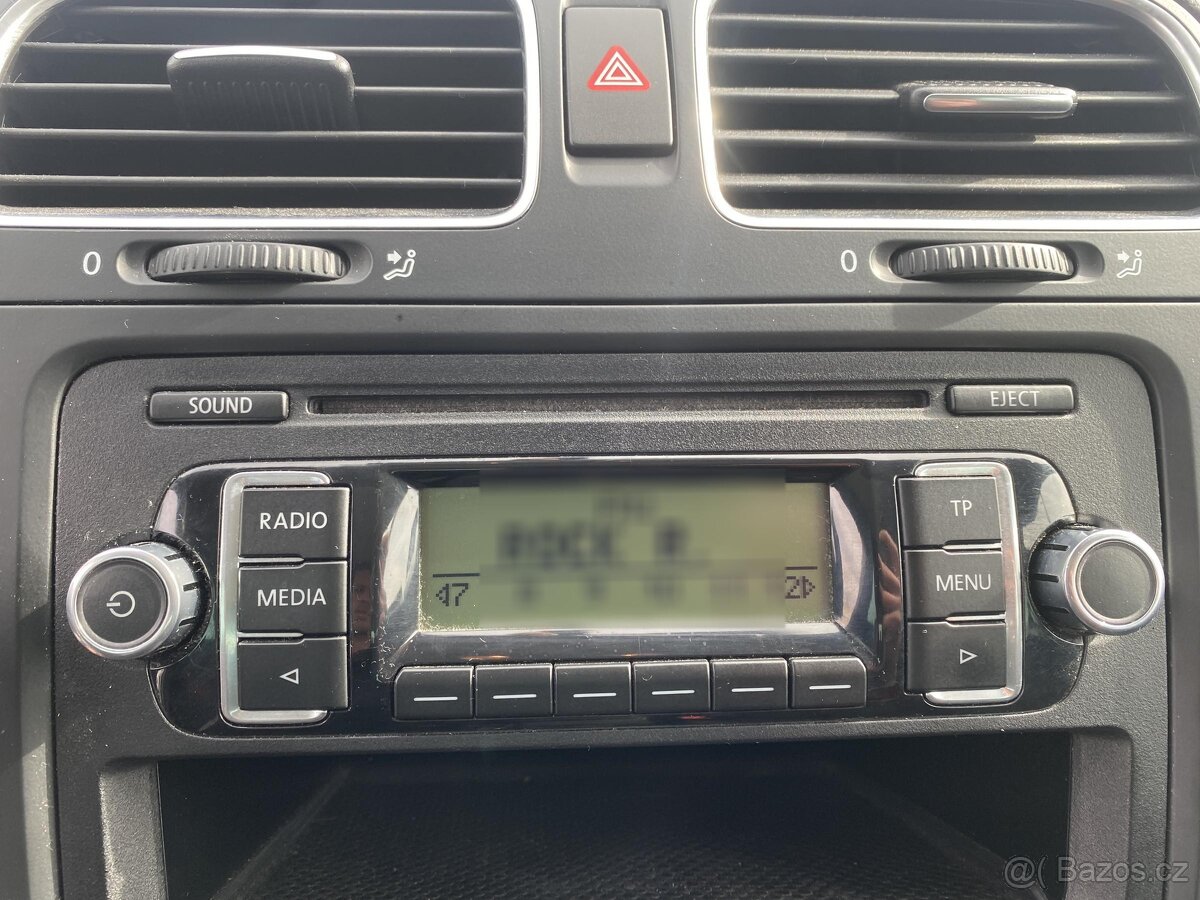 Volkswagen Golf 1.4TSi , 90 kW benzín, 2010 - 10