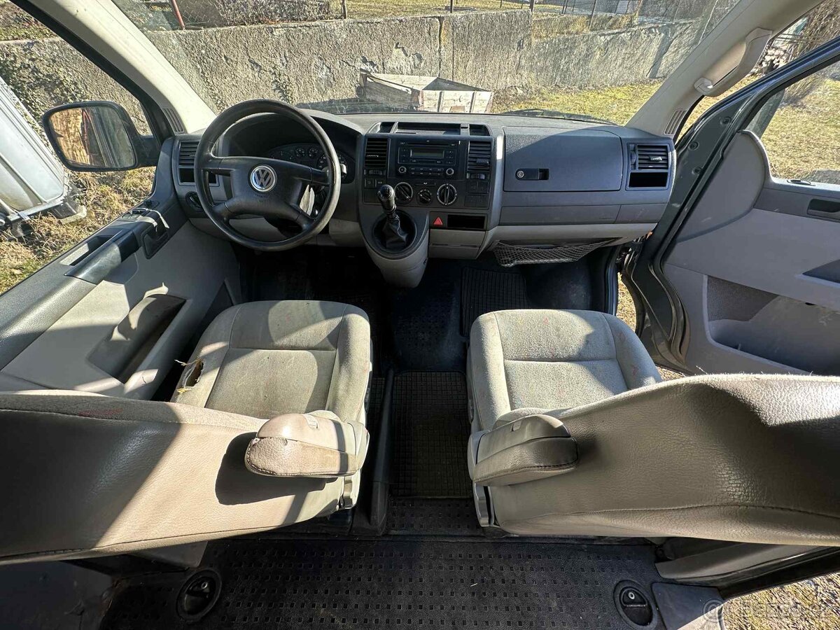 Volkswagen Transporter T5 - 10