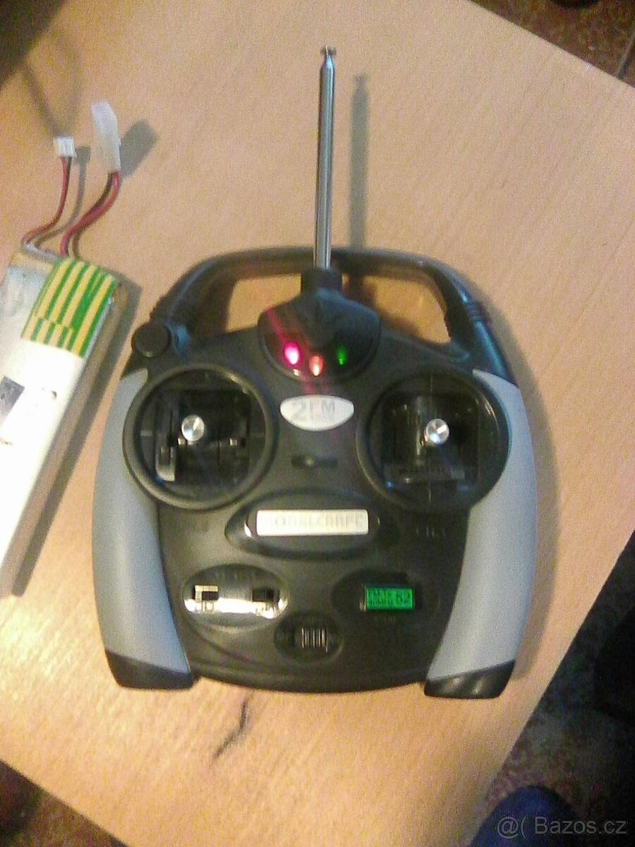 Rc loď Robbe Little Devil. - 10