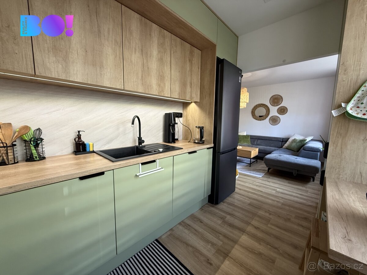 Prodej bytu 3+1, 68 m², ul. Dukelská - 10