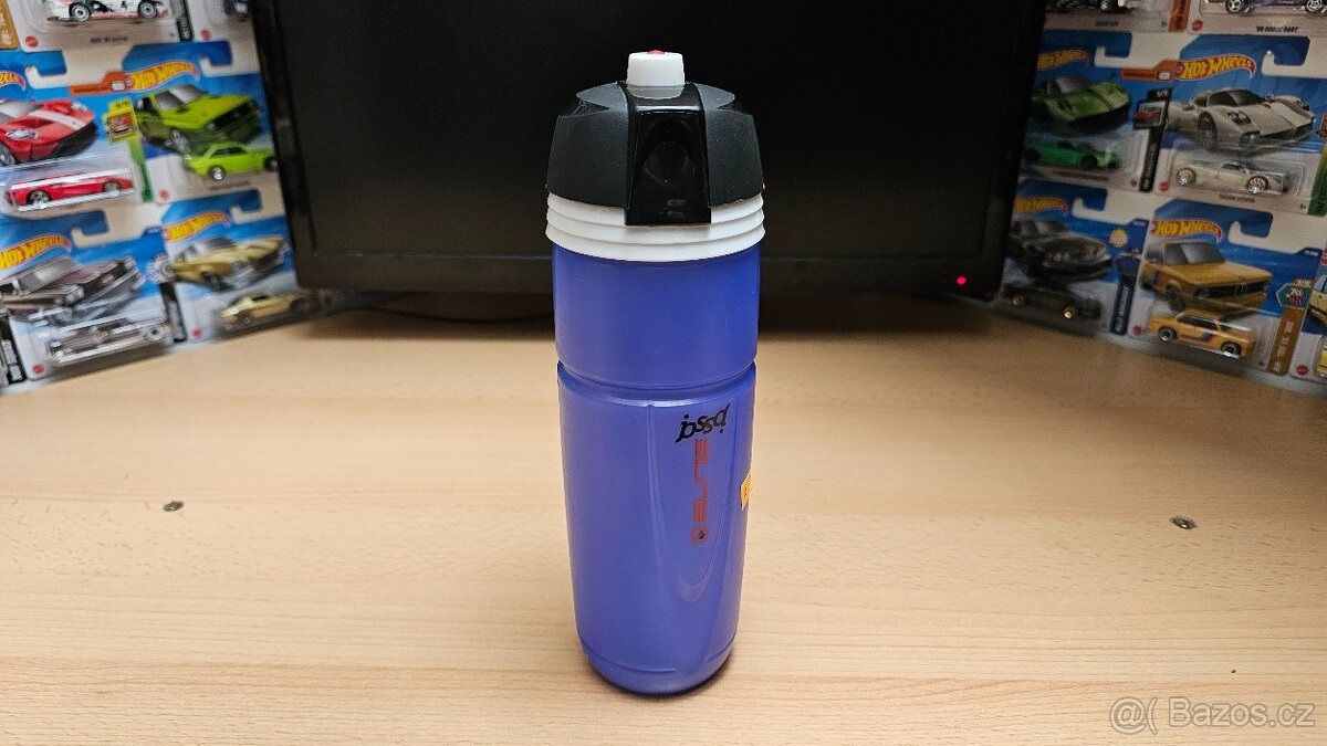 Doplňky ke kolu - helma, lahve - 10