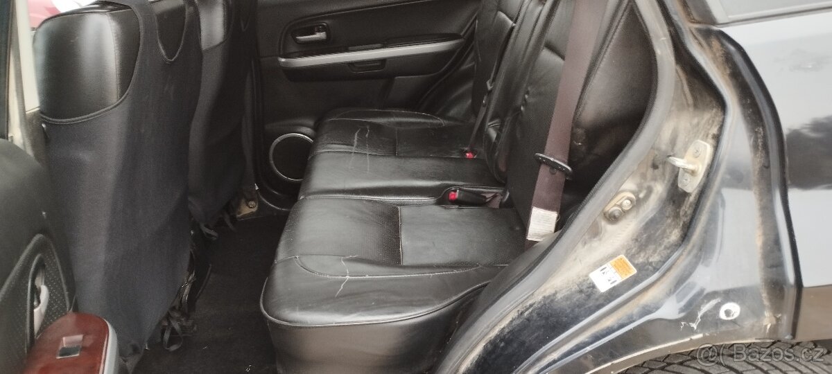 Suzuki Grand Vitara 1.9ddis 4x4 - 10