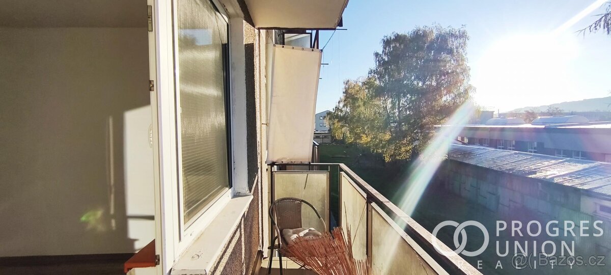 Nabízíme k prodeji luxusní byt 2+1 s garáží ve Valašském Mez - 10