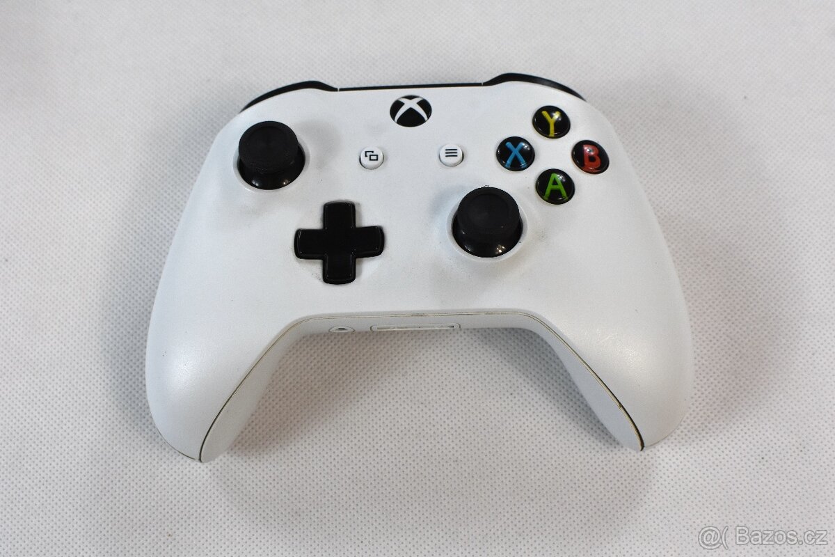 Microsoft Xbox One S 1TB - 10