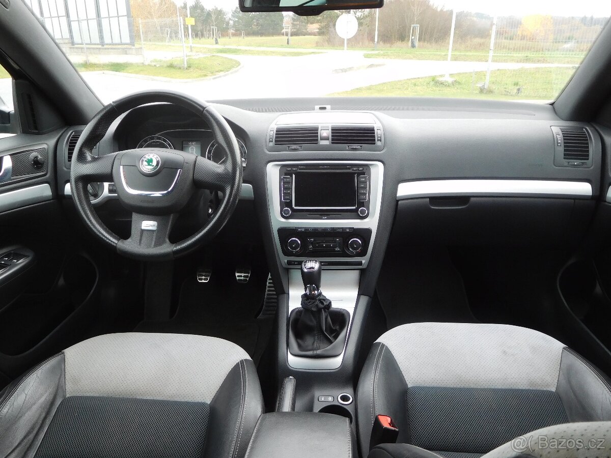 Škoda Octavia Combi RS 2.0TDi 125 kW, Aut. Klima - 10