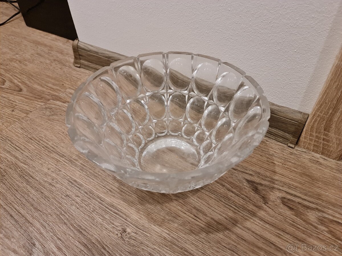 Set skleněných misek a mís - 10