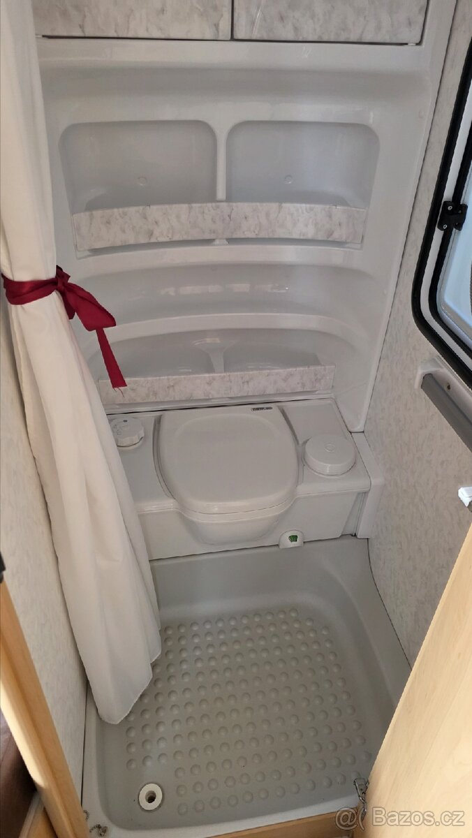 Hobby DE LUXE EASY 460 UFE r.v. 2003 - 10