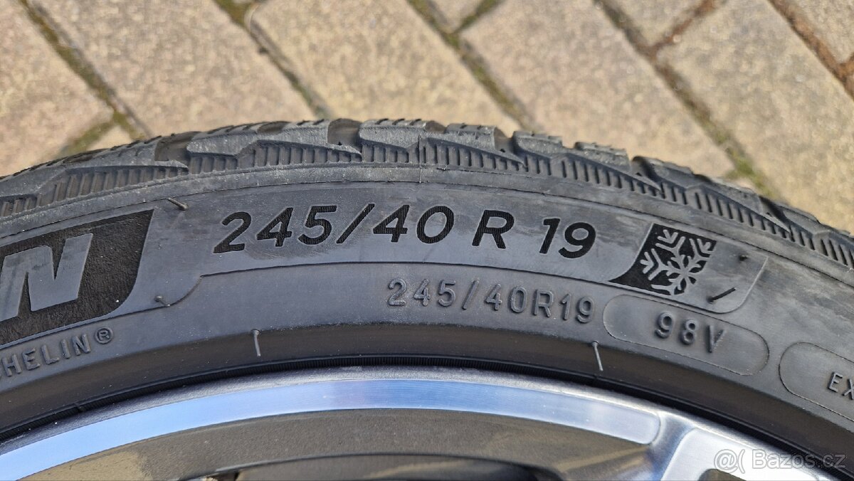 Kola originál AMG R19 - 10