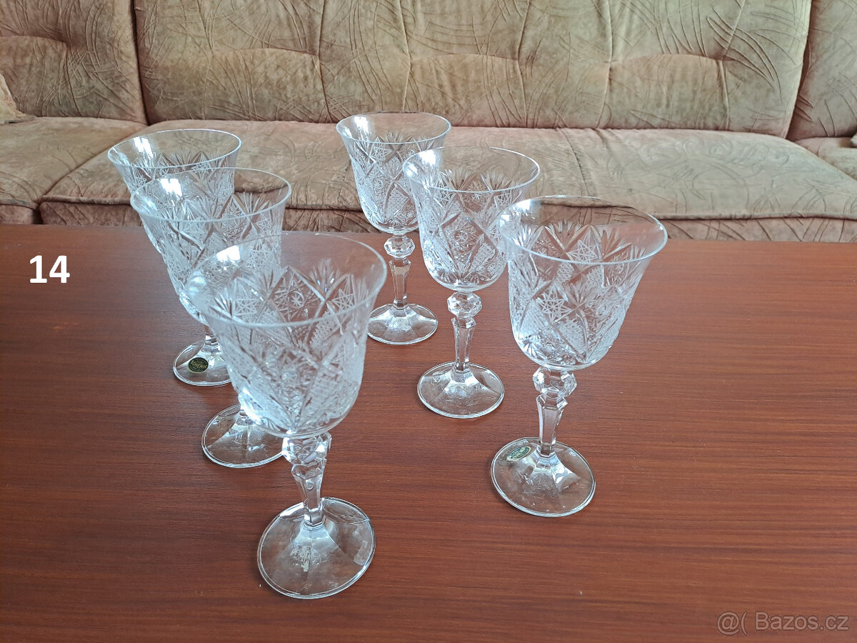 Prodám starší sklo a porcelán - 10