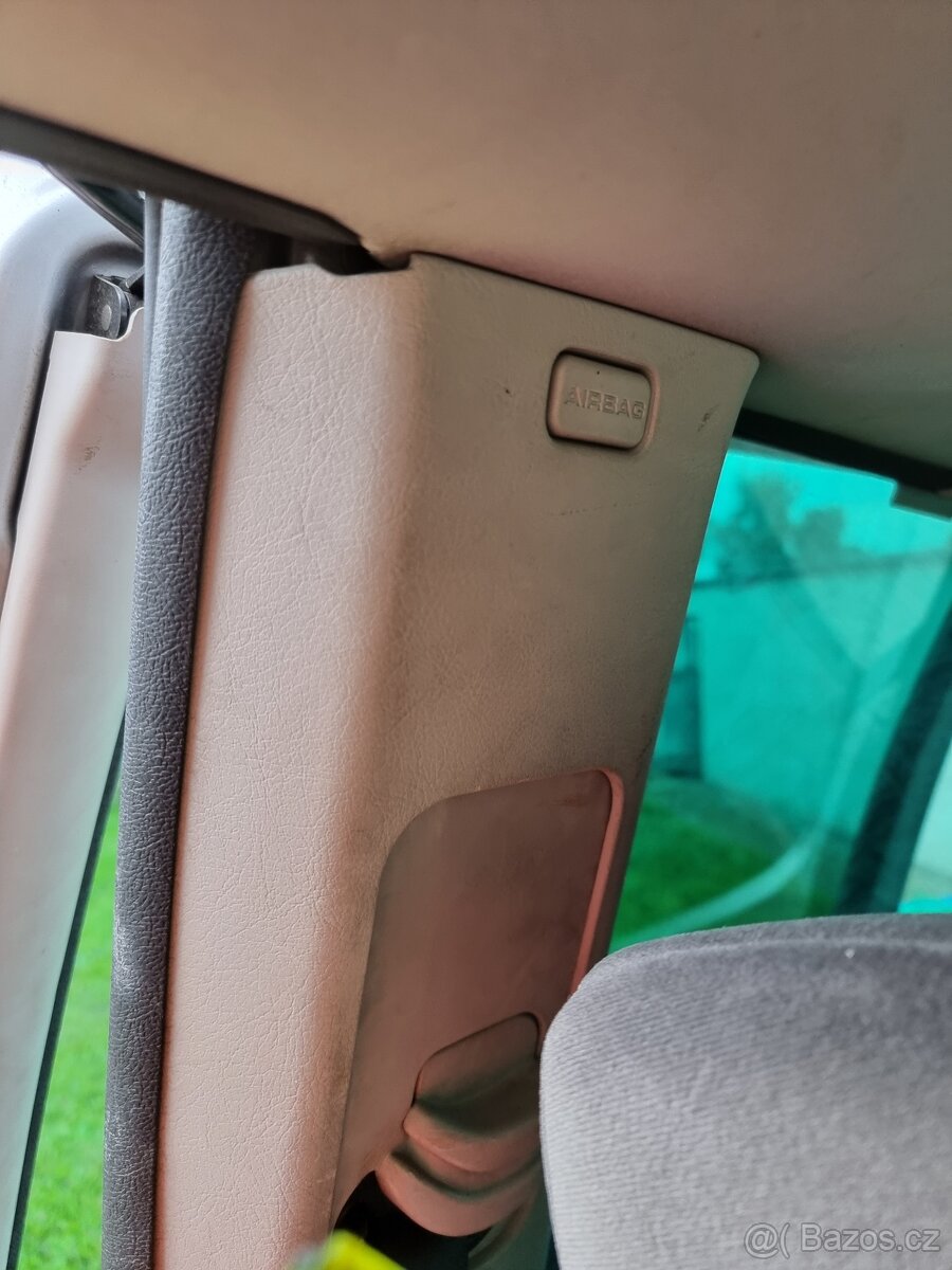 Peugeot 807 2.2 HDi - na náhradní díly, platná TK - 10