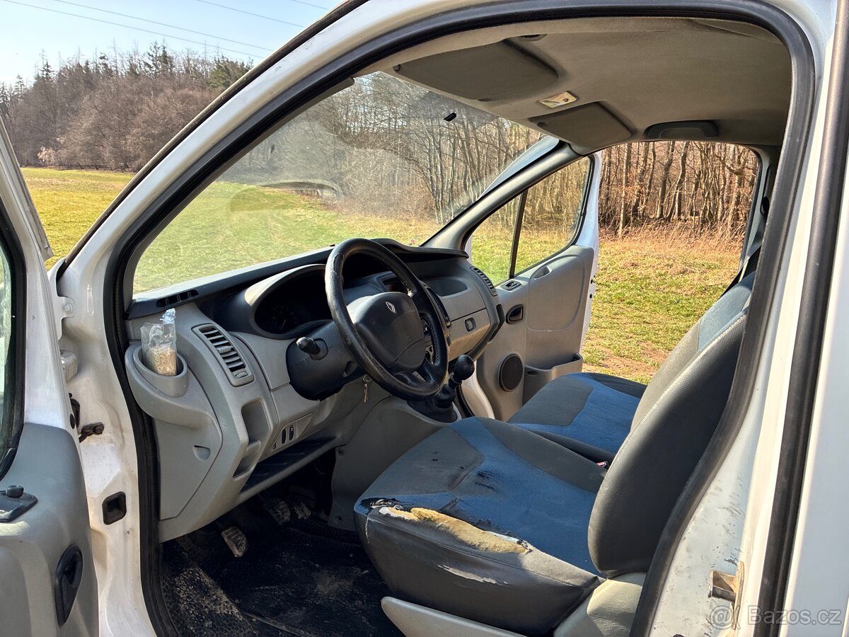 Renault Trafic 2011 - 10