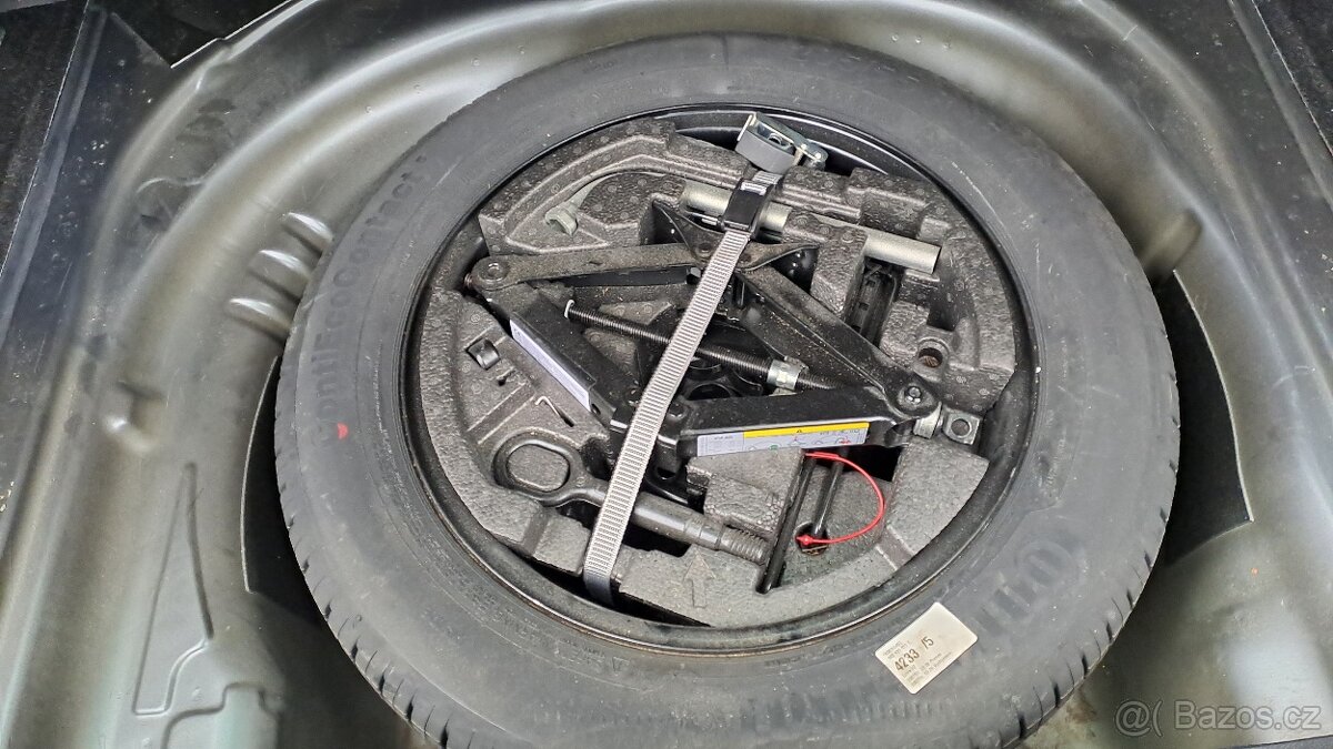 Škoda Superb 1.6 CR TDI Comfort+ NAVI - 10