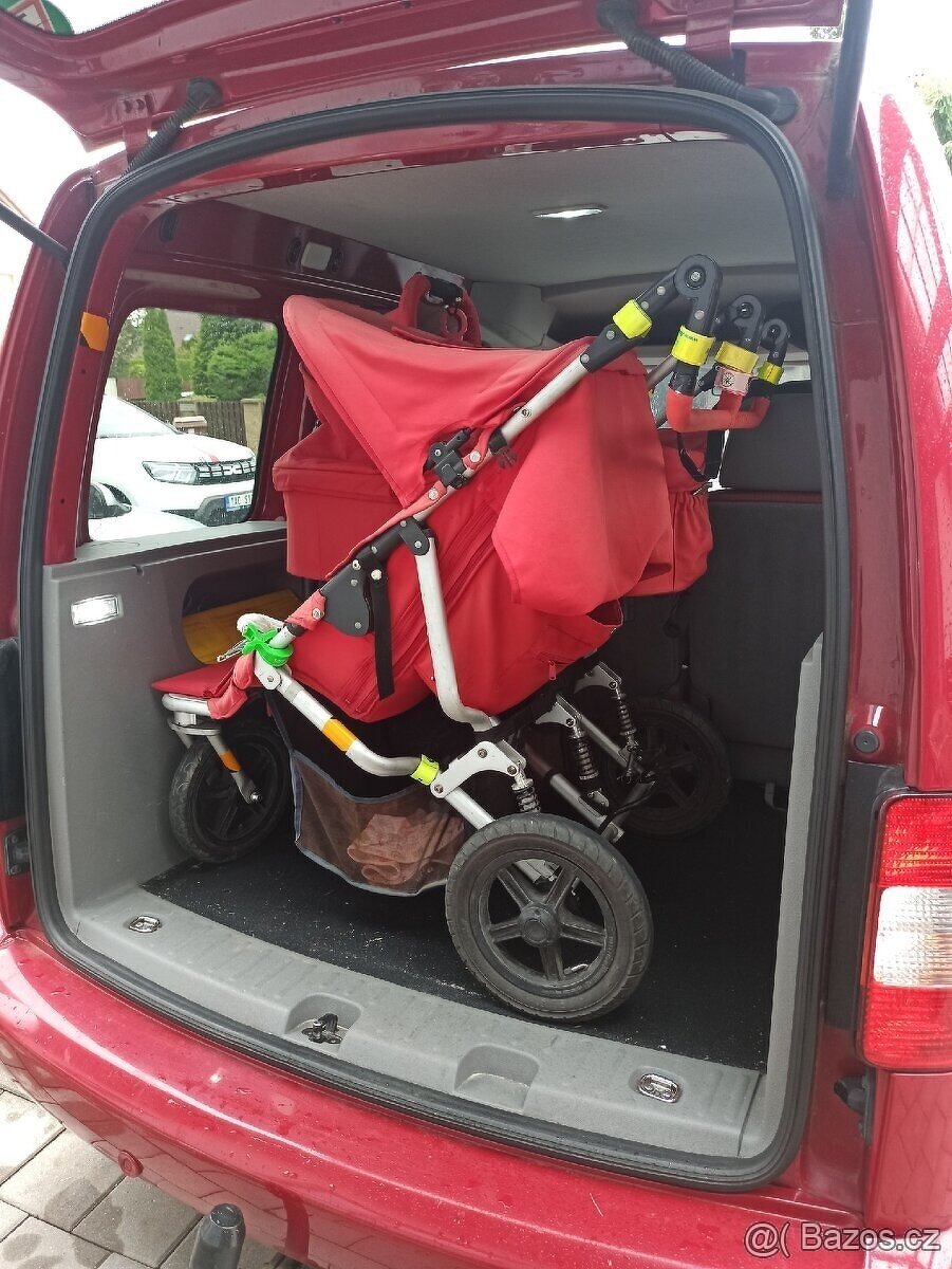 VW CADDY LIFE, 1,9 TDi, 77kW, rodinné auto - 10