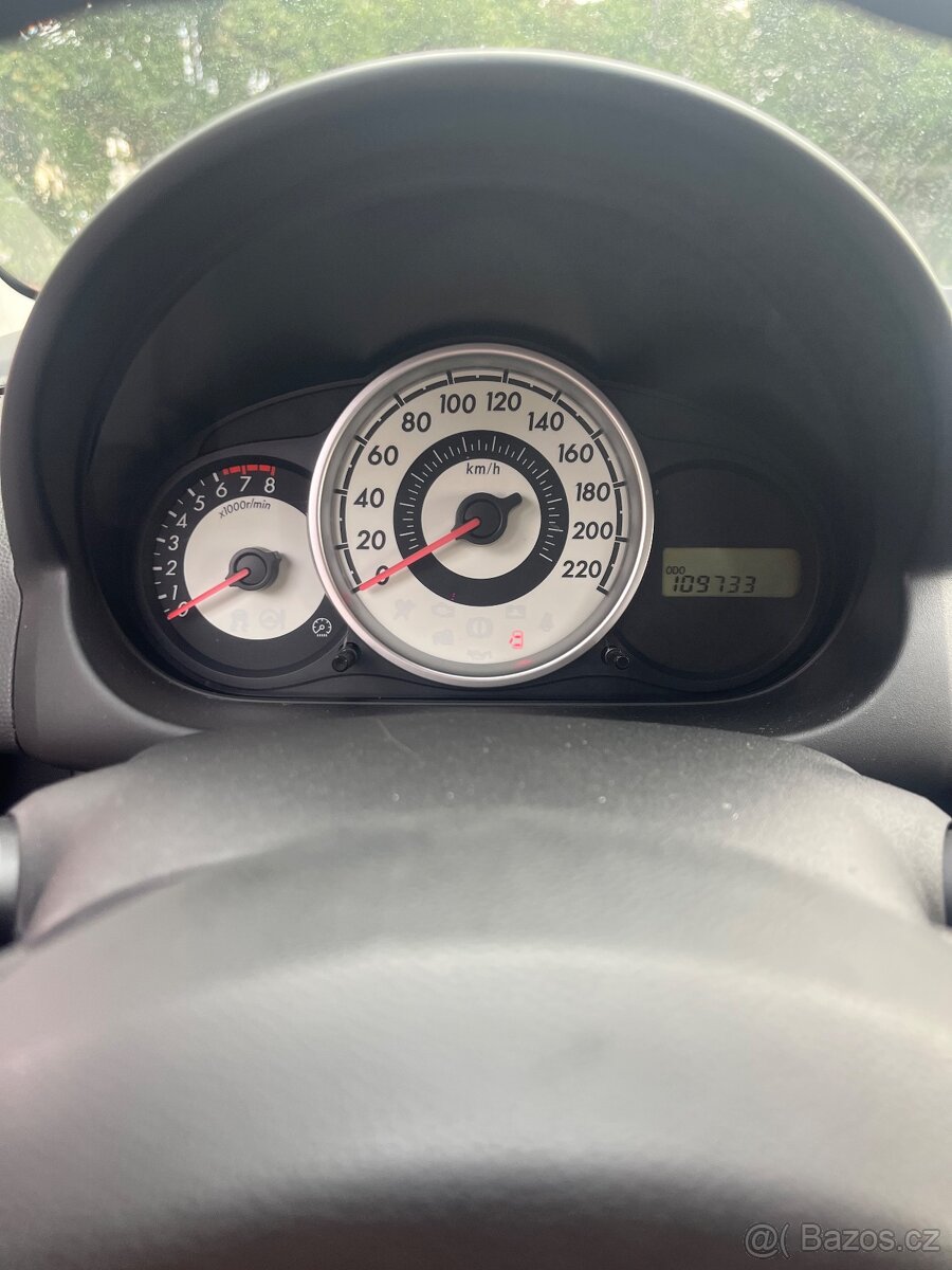 Mazda 2 hatchback 1.4 - 10