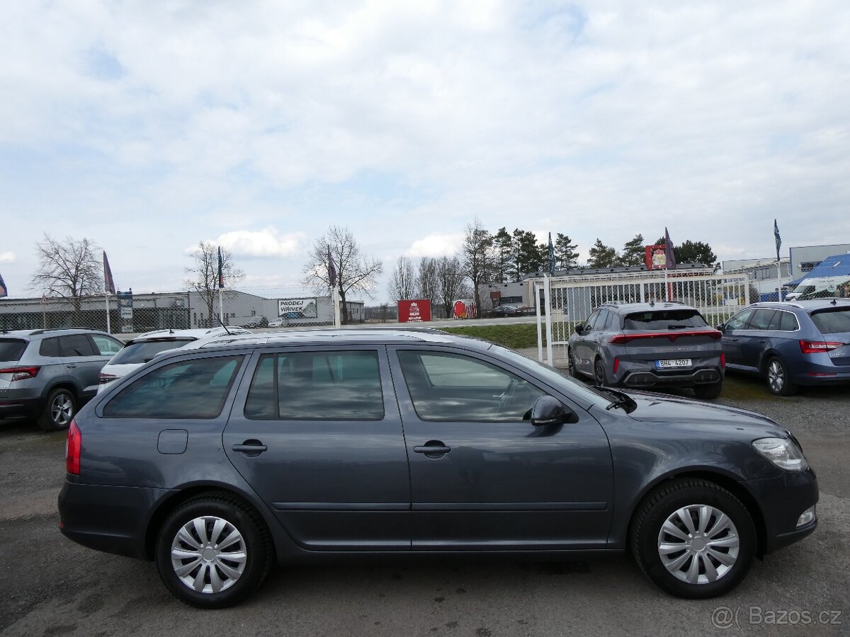 Škoda Octavia 1.8 TSI ELEGANCE, serviska - 10