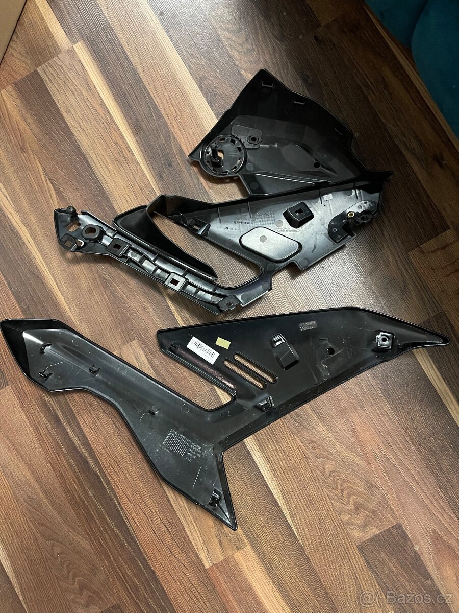 Díly BMW M1000R - 10