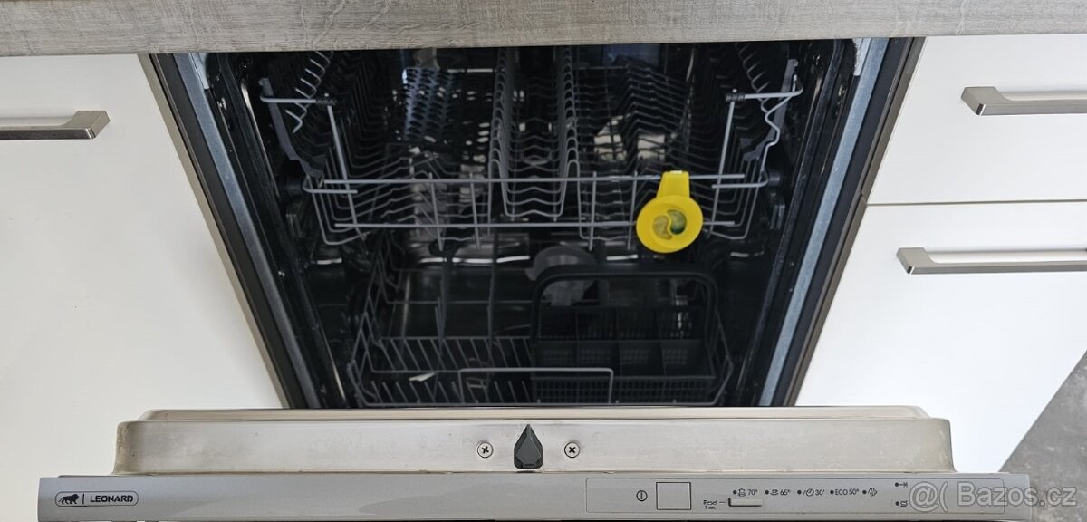 Kompletní kuchyně XPRESS VANILLA vč. spotřebičů - 10