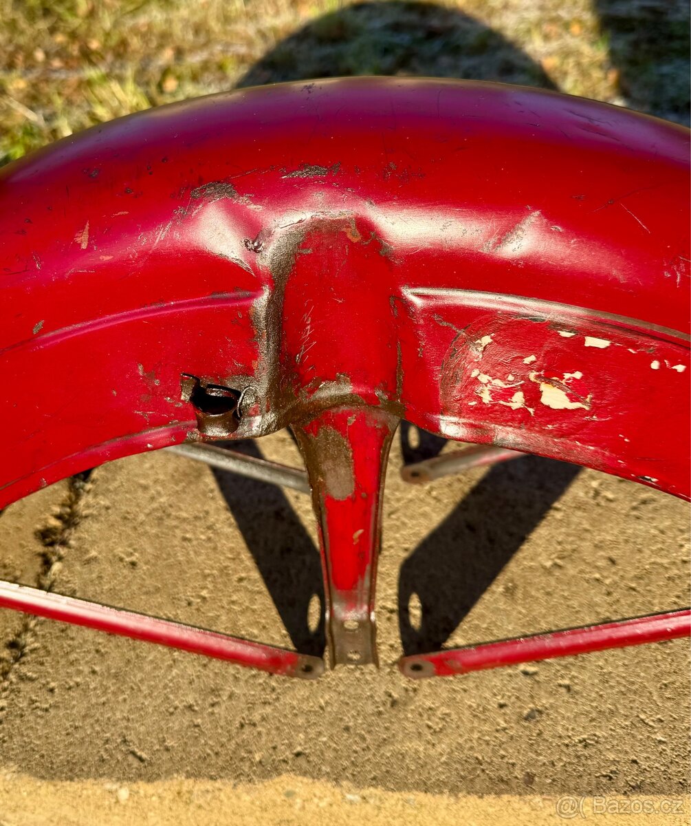 Jawa ČZ 250 350 kývačka - přední blatník - 10