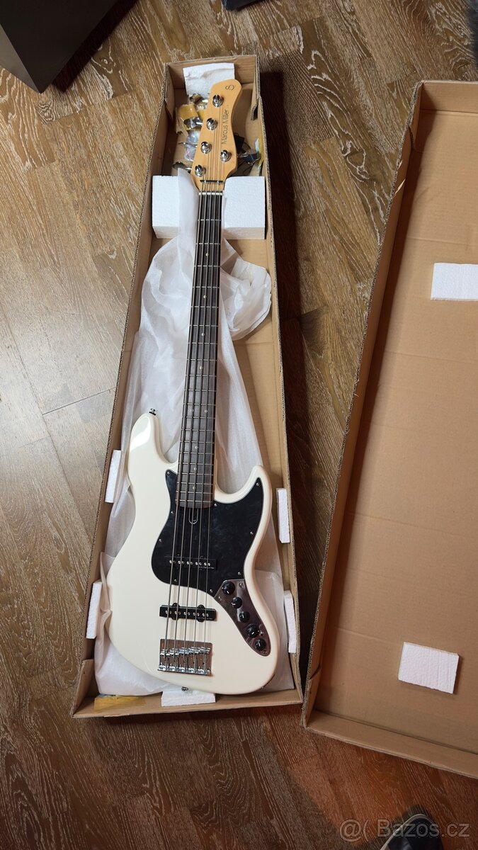 Marcus Miller V3 - 5strunná baskytara - 10