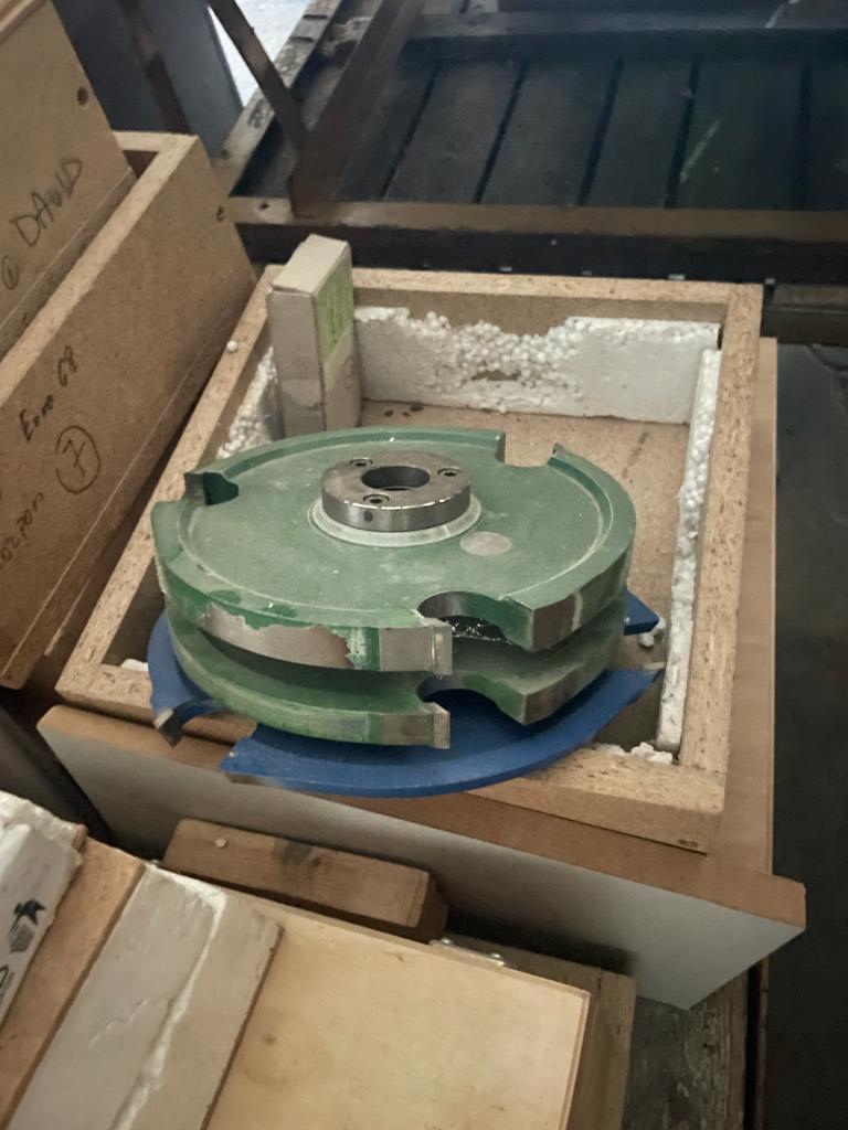 Kombinovaná spodní fréza - 10