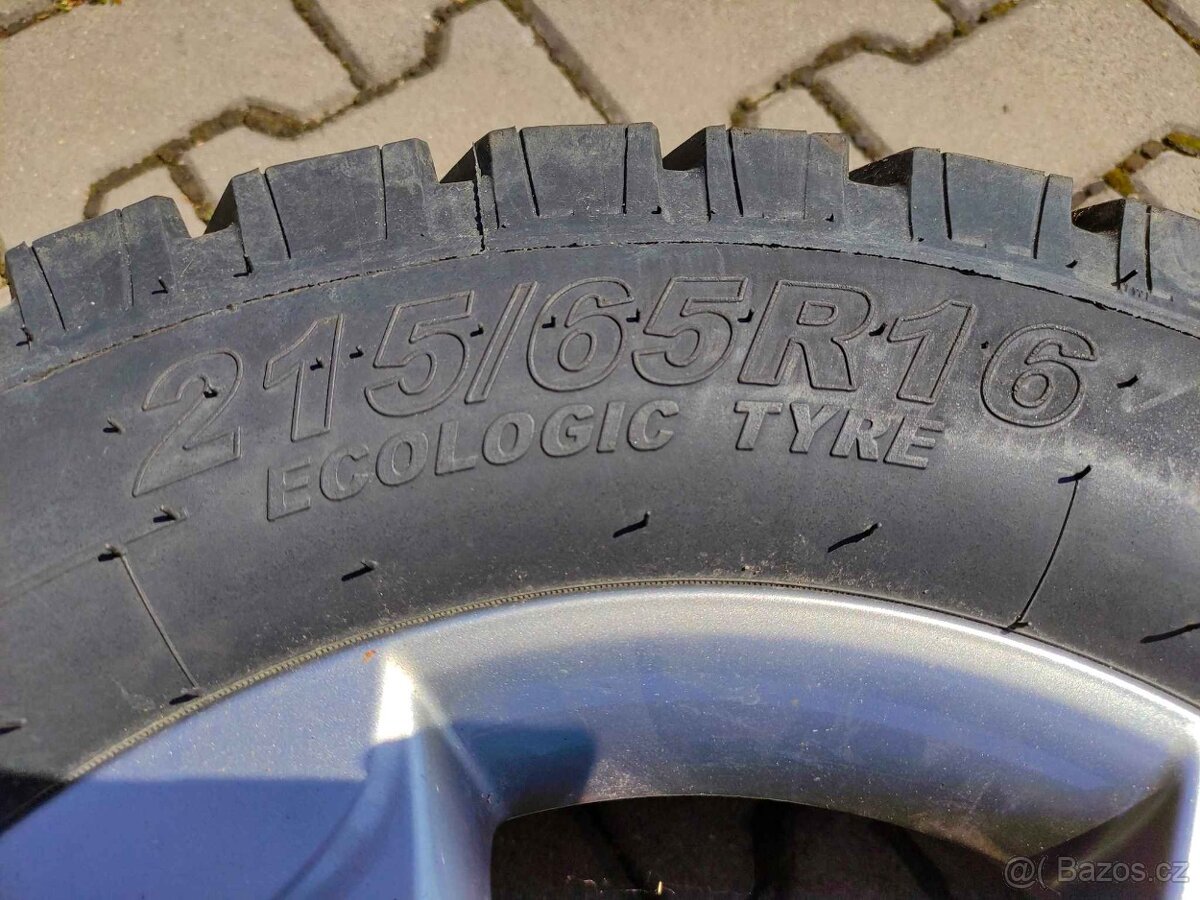 Alu kola DACIA DUSTER 16" + offroad zimní pneu 215/65/16 - 10