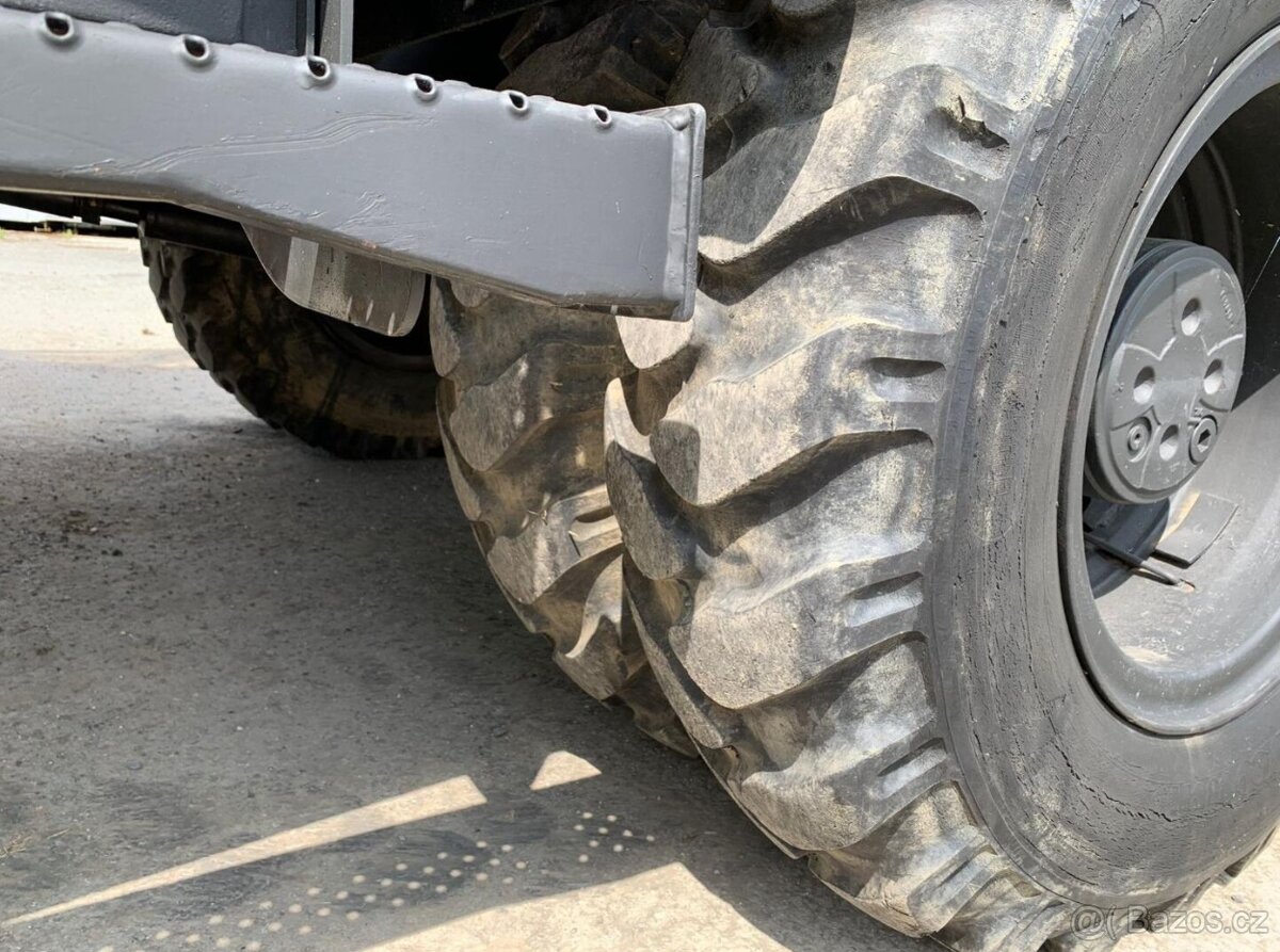 Hyundai ROBEX 170W-3. - 10