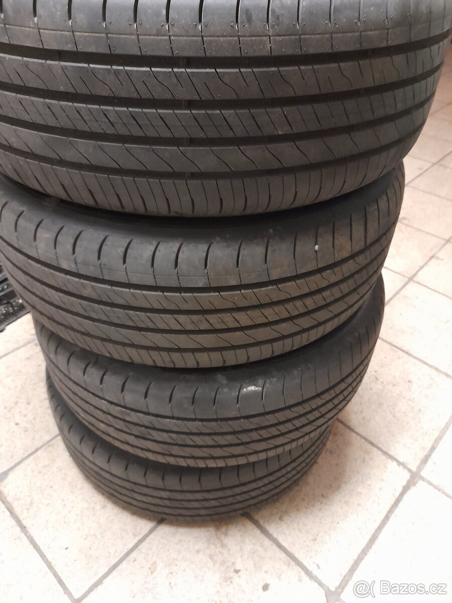 GOOD YEAR 205/50 R17 93V EFFICIENTGRIP PERFORMANCE 2 - 10