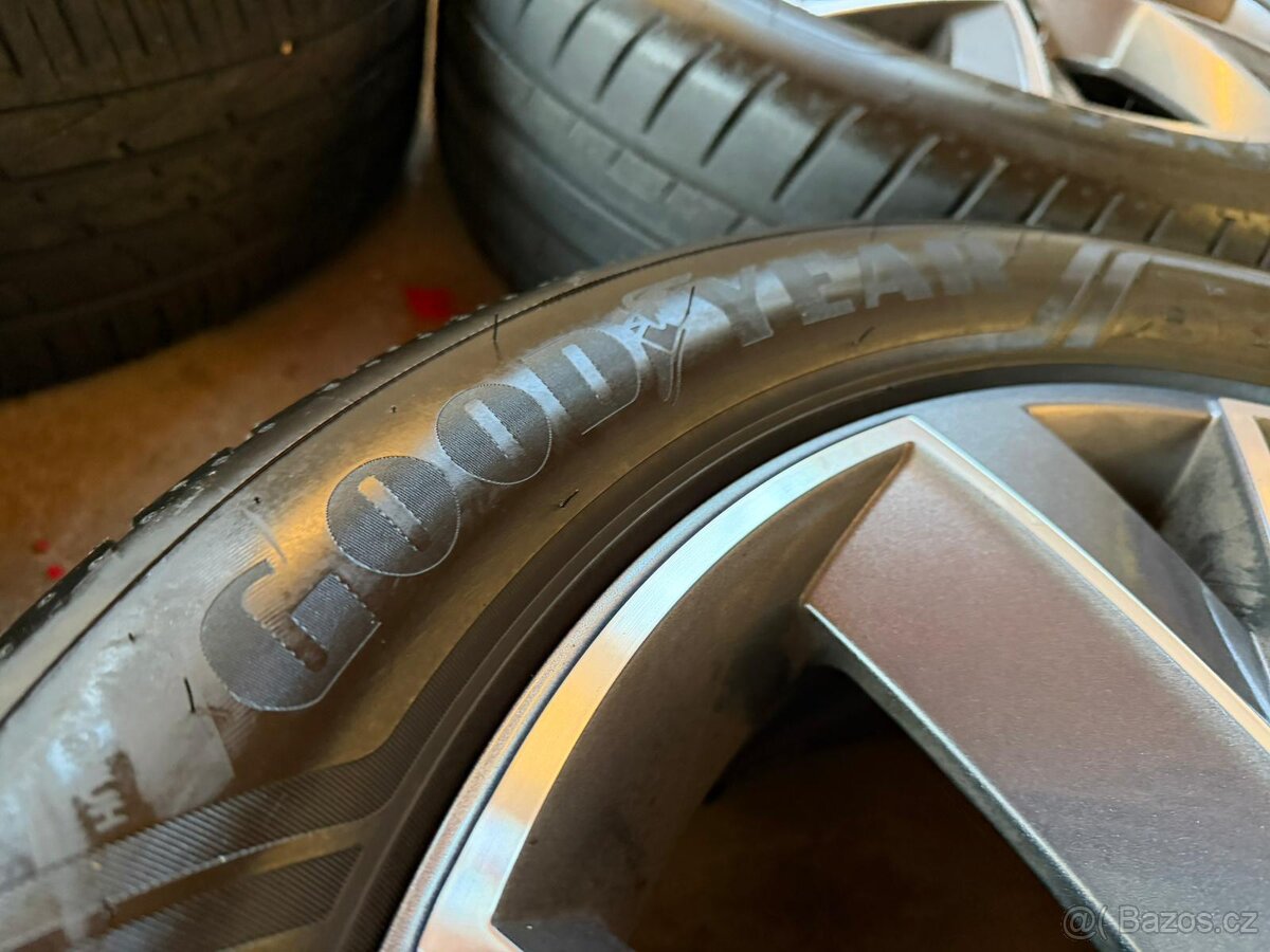 Originální alu kola Škoda Kodiaq TRIGLAV 5x112 r19 235/50/19 - 10