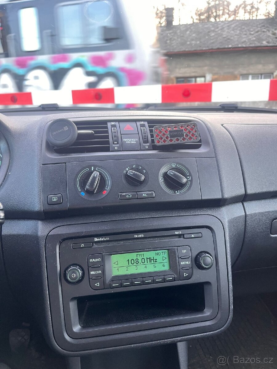 Škoda Fabia 1.6Tdi - 10