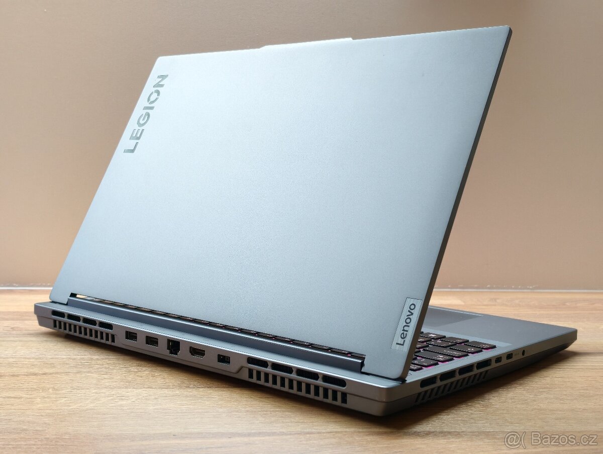 RTX 4070 8GB_LENOVO LEGION SLIM 5 16ARP9_R7-8845HS_2,5K - 10