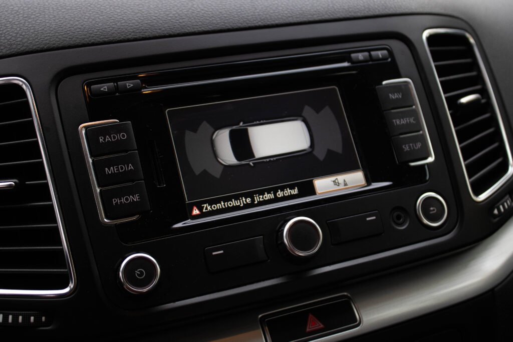 VOLKSWAGEN SHARAN 2.0 TDI BMT 170k Highline DSG Odpočet DPH - 10