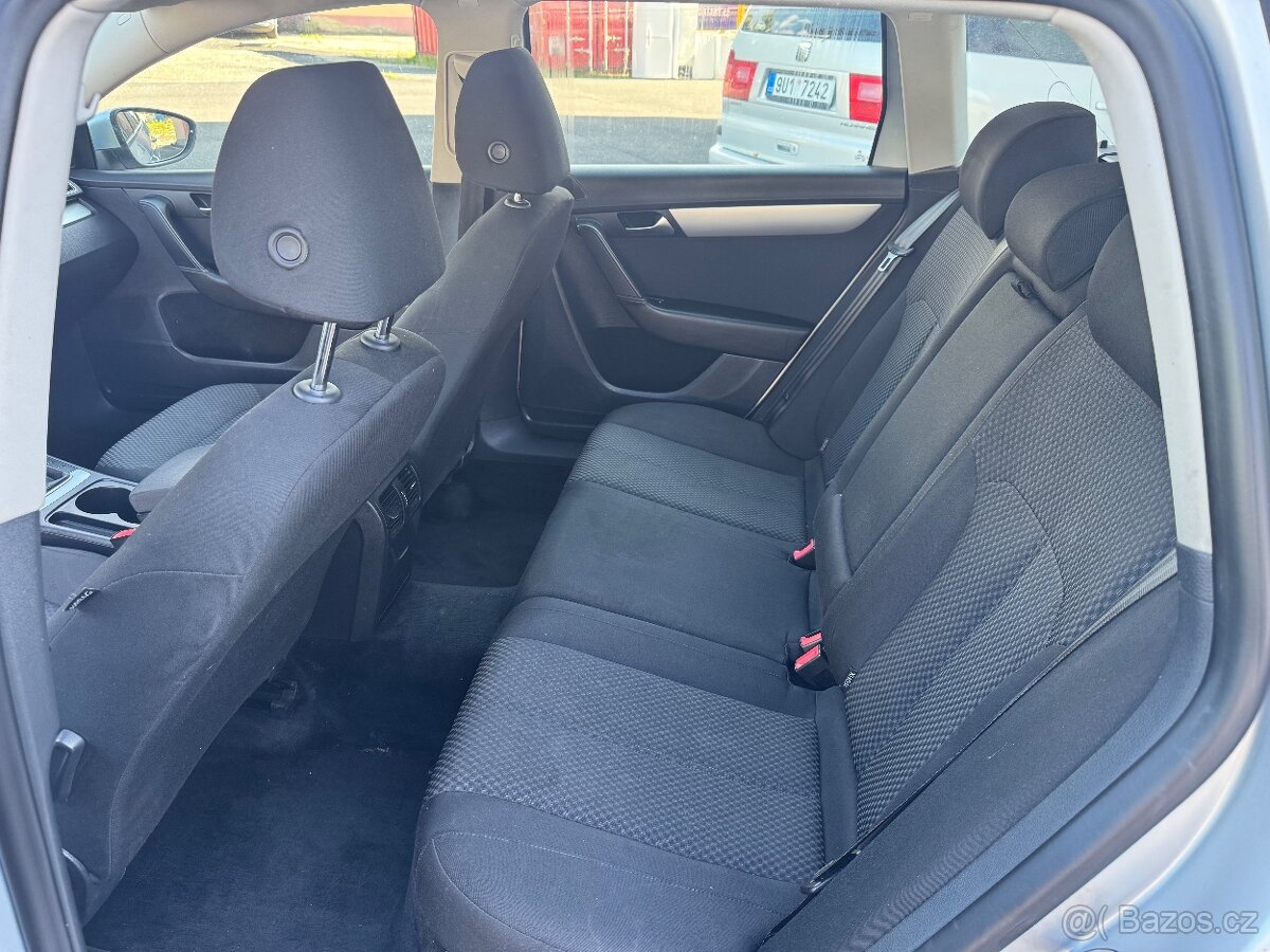 Volkswagen Passat B7 Combi TDi MODEL 2013 MOŽNO NA SPLÁTKY - 10