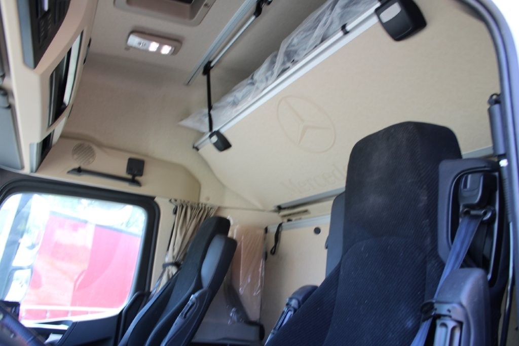 Mercedes-Benz Actros 2542 + PANAV, 2023 - 10
